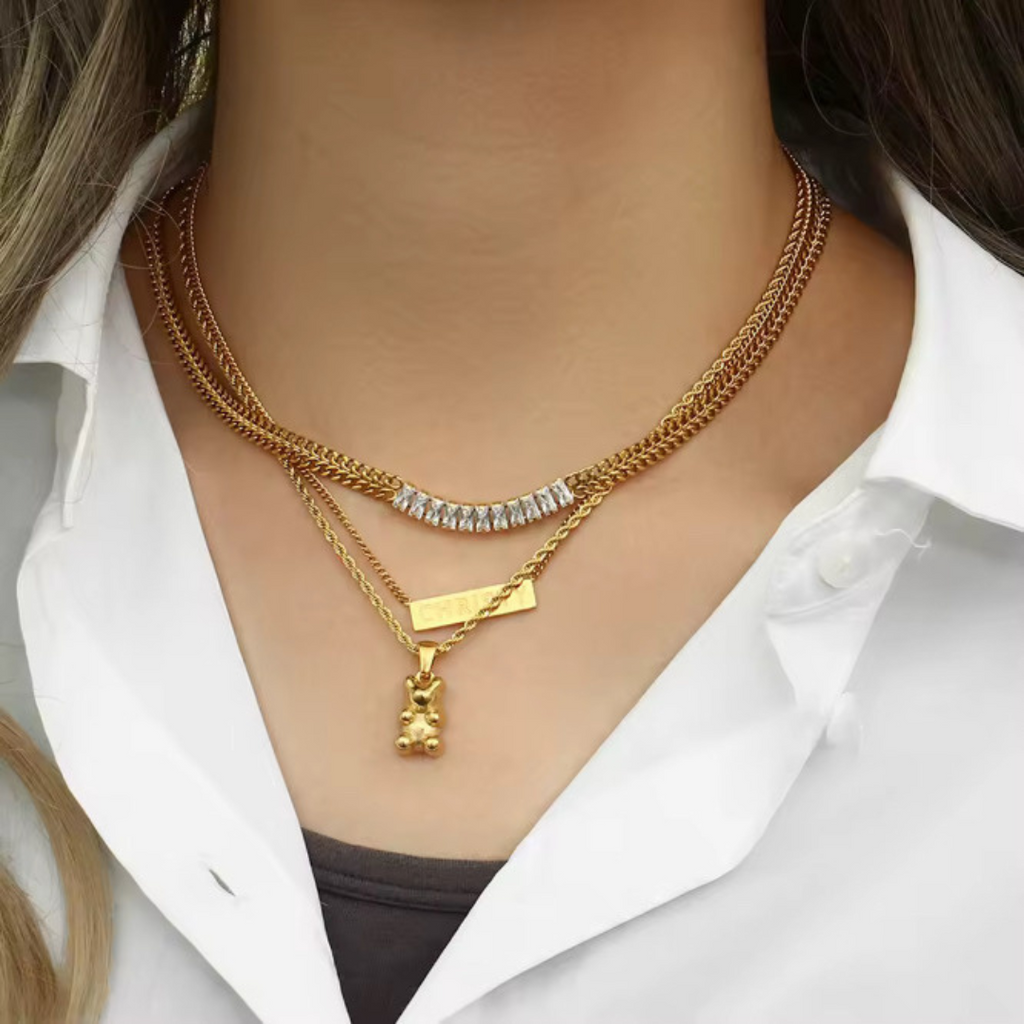 layered gold necklaces 